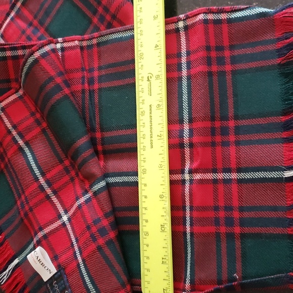 Lochcarron tartan woolen scarf - Picture 3 of 3